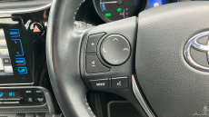 Toyota Auris 1.8 Hybrid Icon Tech TSS 5dr CVT Hybrid Estate